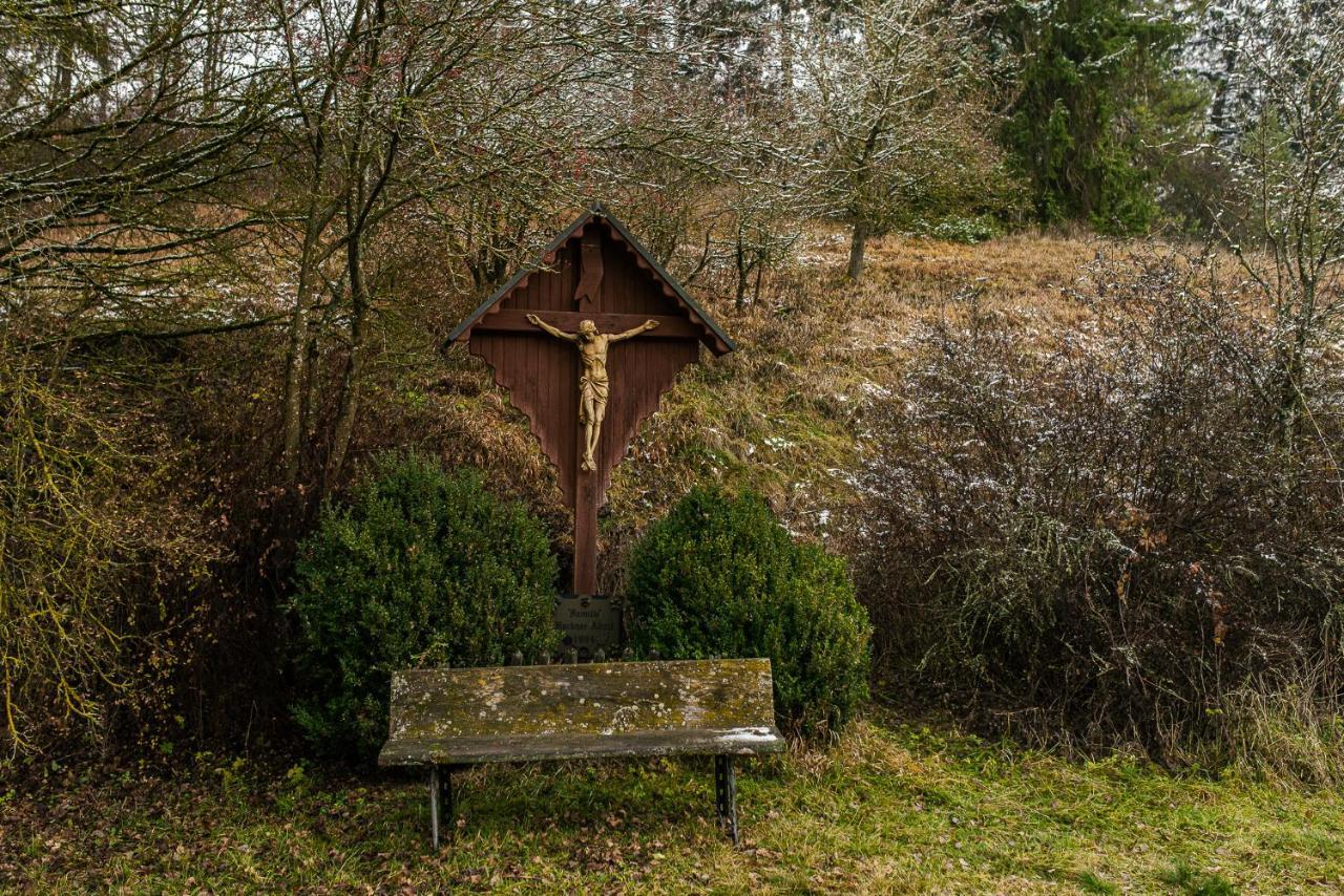 Villa Talblick Im Naturpark Altmuehltal Greding Exterior foto